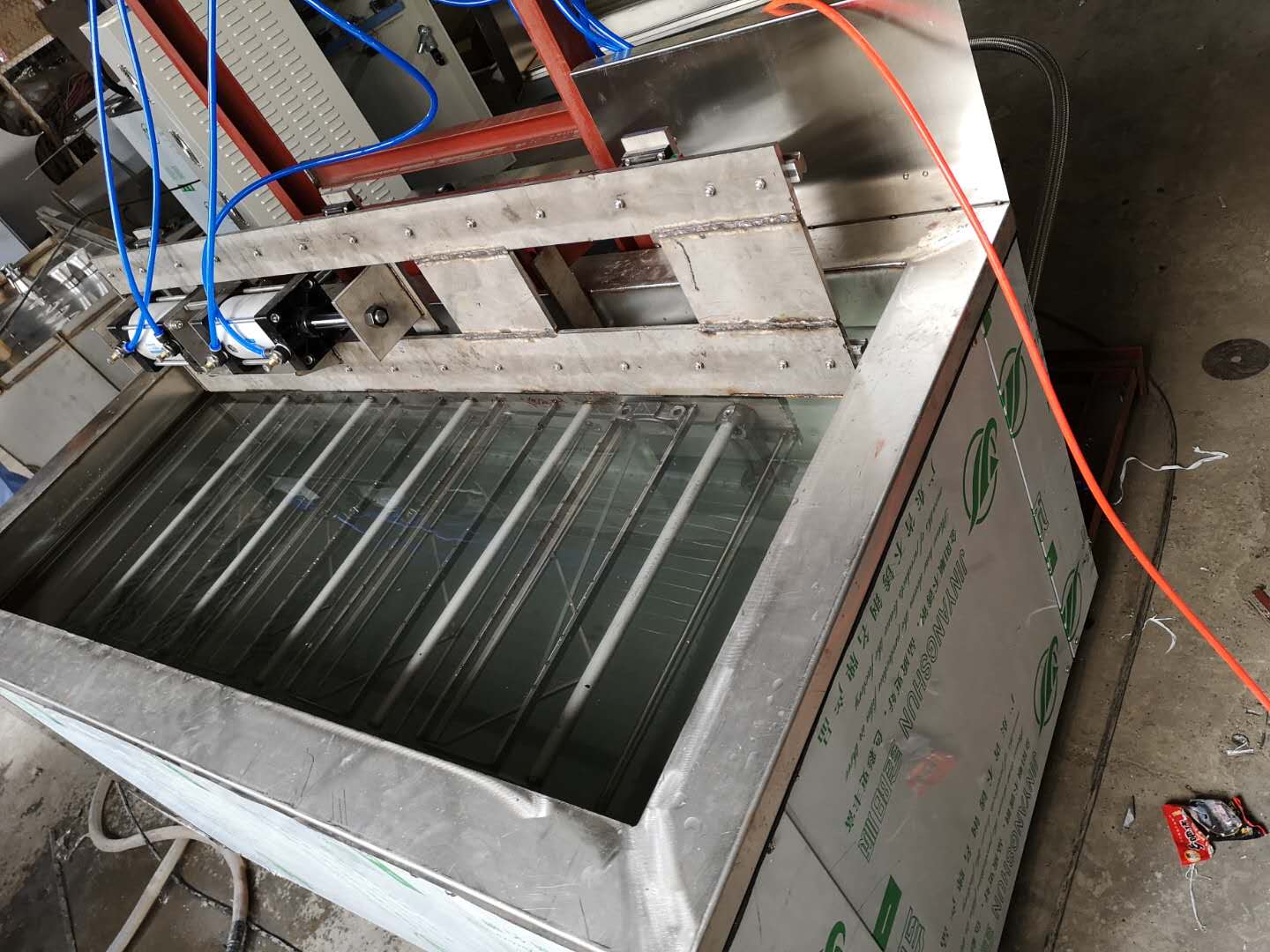 超聲波清洗機(jī)制造商行業(yè)有什么優(yōu)勢？